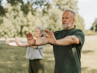 250 Teilnehmende starten Saison von Sport im Park in Heidelberg