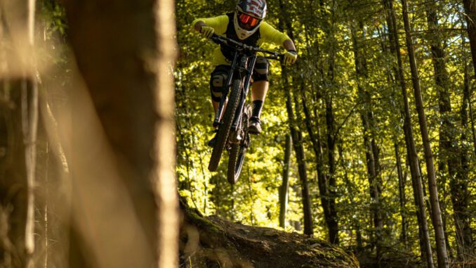 Freiburg erneuert Zielwegweisung für Mountainbike Strecken Freiburg erneuert Zielwegweisung für Mountainbike Strecken