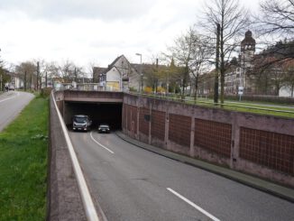 Nächtliche Vollsperrung der B 31 Tunnel in Freiburg wegen Modernisierung der Funkanlagen