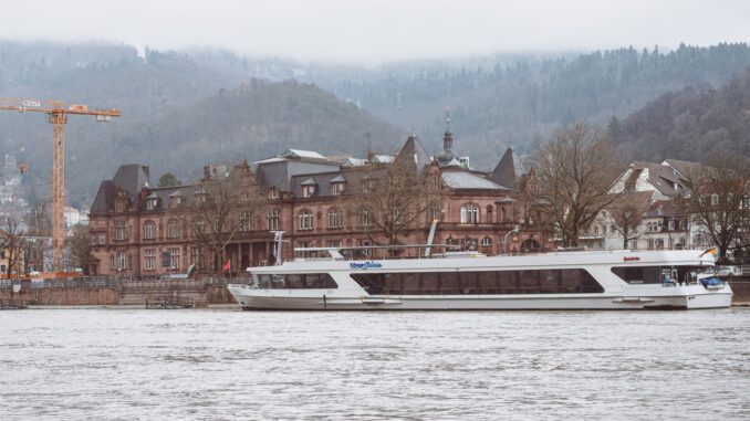 Stadthalle Heidelberg nach Sanierung wiedereröffnet: Finanzierung komplett von Ehrenbürger Marguerre getragen