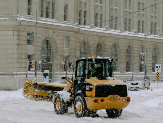 Starker Schneefall: Busverkehr zu höher gelegenen Stadtteilen eingestellt
