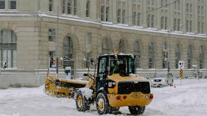 Starker Schneefall: Busverkehr zu höher gelegenen Stadtteilen eingestellt